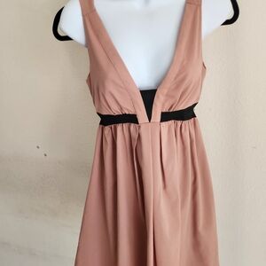 Doe & Rae Dusty Rose V-Neck Dress with Black Waistband